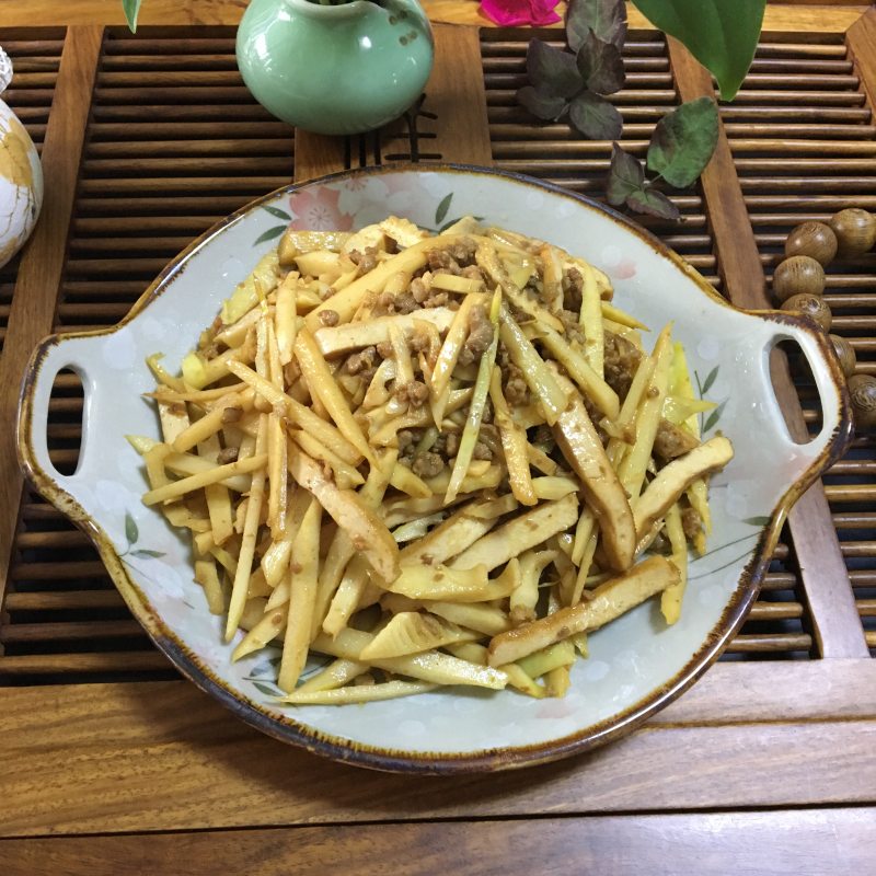 肉末香干炒春笋的家常做法 肉末香干炒春笋怎么做好吃